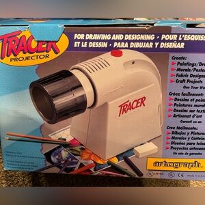 Tracer Projector - White